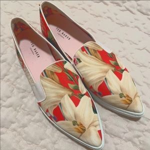 🥿🥿 TED BAKER FLORAL SLIP-ON POINTED SNEAKERS